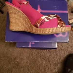 Hot pink fabric wedge sandals